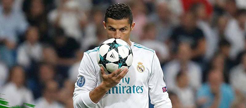Cristiano Ronaldo bùng nổ